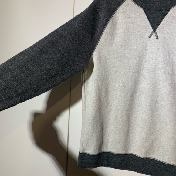 O.N.S. Color Block Crewneck Sweatshirt - Picture 7 of 8